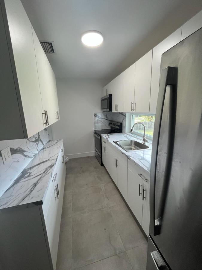 Hostal Airport Guest Suites Miami